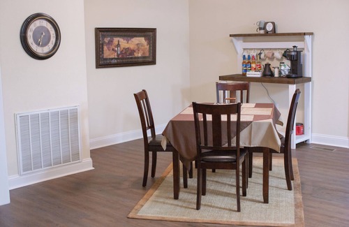 Macon Casa | Quiet 2-bedroom home in the back streets of Macon