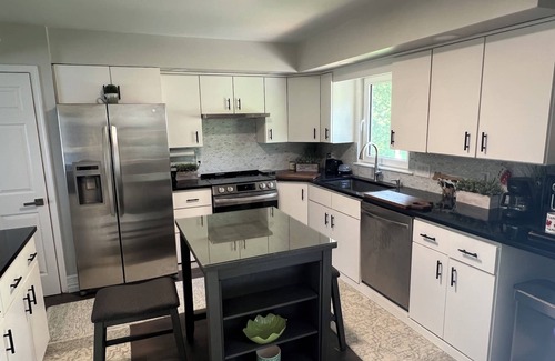 Bath Casa | Quiet 2-bedroom house with WiFi, AC and garden in Bath