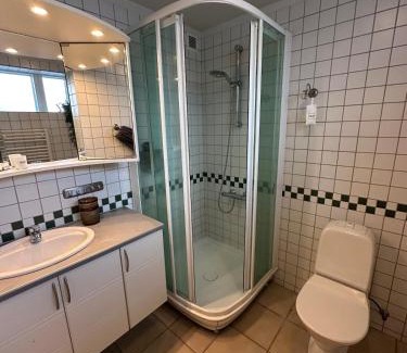 Hafnarfjordur Apartamento | Quiet 2 Room apt - Free Parking - Near Bus stops