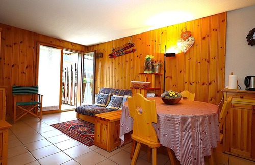 Les Houches Apartamento | Apartamento acogedor con balcón para 5 cerca de servicios en Les Houches