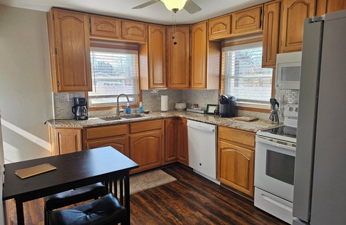 Lake Geneva Cabaña | Quiet 2bd 1ba ranch with off street parkingWalking distance to downtown/beach.