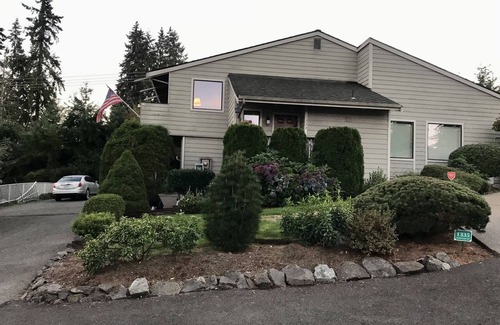 Fircrest Casa | Quiet 2BR 2BA Duplex in Fircrest