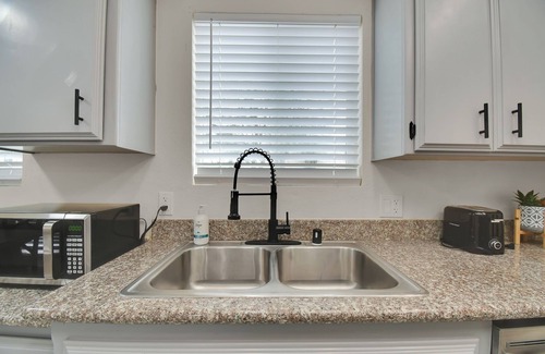 Yuba City Apartamento | Quiet 2BR Apartment Near Downtown & Amphitheatre