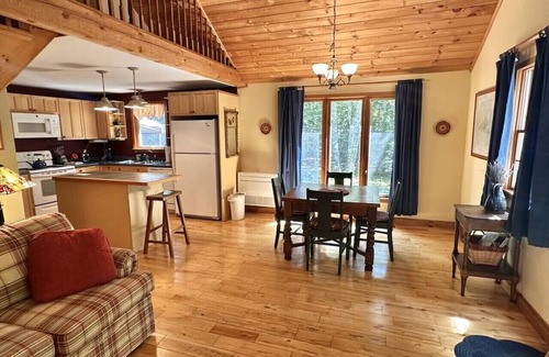 Bar Harbor Casa | Quiet 2BR Secluded Home in Bar Harbor [The Anchor]