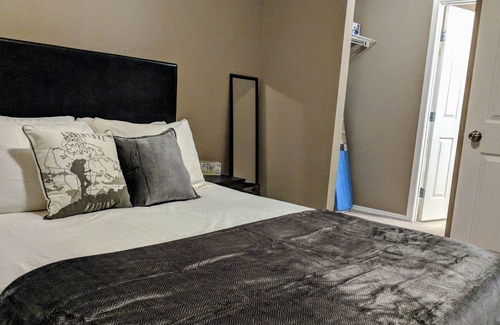 Stony Plain Condominio | Tranquila 2BR2Bath Condo Stony Plain cerca del hospital Westview w / U / G Parking