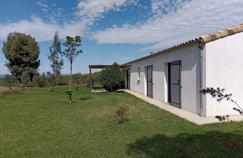 Montagnac Casa | Quiet 80m2 gîte with swimming pool in the heart of nature between vineyards and garrigue