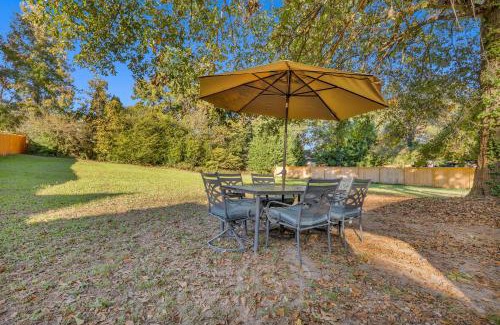 Eagan Park Casa | Quiet Abode Just A Few Mins From ATL Airport