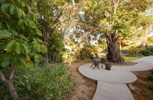 South San Gabriel Apartamento | Quiet and Central 1bed1bath House, Nature Retreat