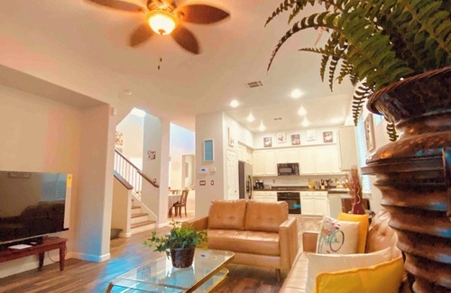 Tracy Casa | Quiet and Civilized Community ，Big RV Parking，Five-star reviews on website air….