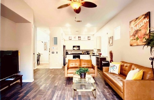 Tracy Casa | Quiet and Civilized Community ，Big RV Parking，Five-star reviews on website air….