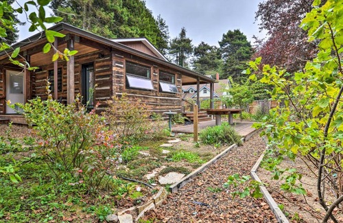 Eureka Casa | Quiet and Cozy Eureka Home Near Sequoia Park and Zoo!