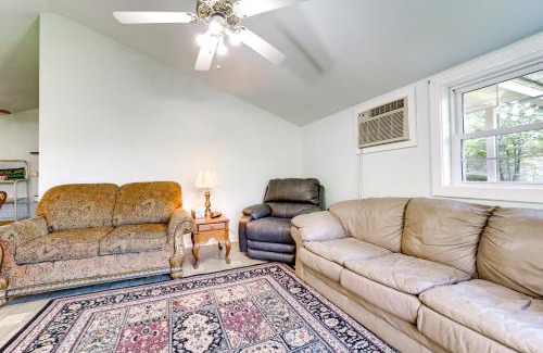 Tuckasegee Casa | Quiet and Cozy Tuckasegee Retreat with Mountain Views!