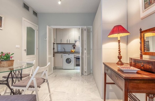 Los Remedios Apartamento | Tranquilad y elegancia en la capital Andaluza 4 px-WIFI