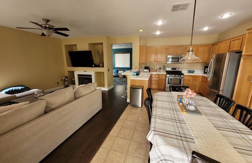 Sun City Casa | Quiet and relaxing home with private pool and spa
