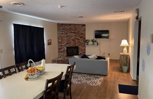 Hesperia Casa | Quiet and Serene Home -corp. rental mini stay is 31 days