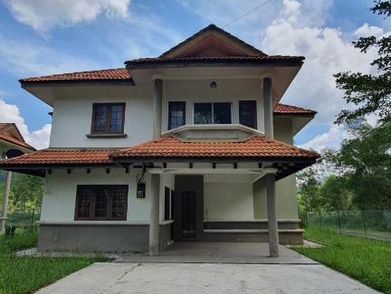 Kerteh Casa | Quiet and spacious Bungalow Homestay @ Kerteh