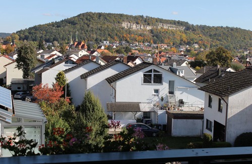Beilngries Apartamento | Quiet apartment (60sqm) with furnished balcony