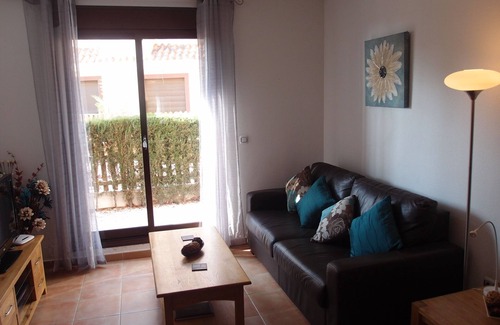 Los Geraeos Apartamento | Cómodo apartamento en zona tranquila de colinas con vistas a la bahía de Águilas WIFI incluido