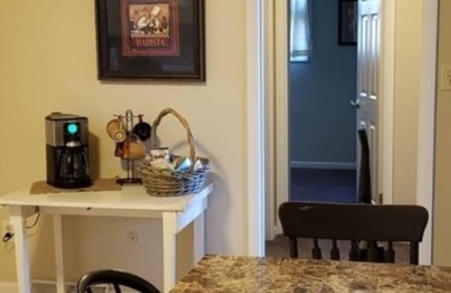 Dillsburg Apartamento | Quiet Apartment on Golf Course conveniently located in Central PA.