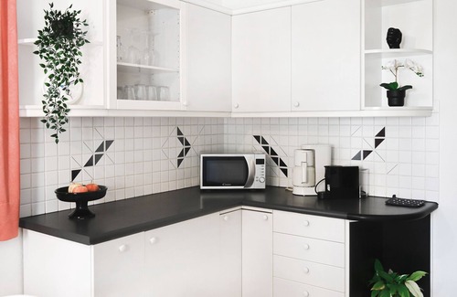 Albions Condominio | Quiet apartment with free parking