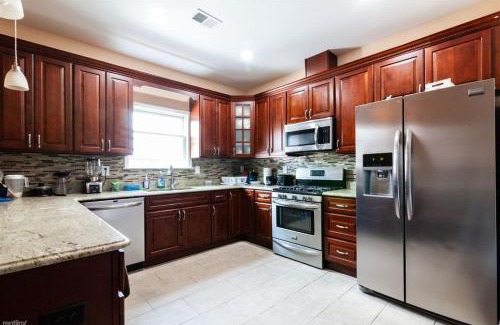 The Heights Cama Y Desayuno | Quiet apt only 15 mins from Midtown NYC