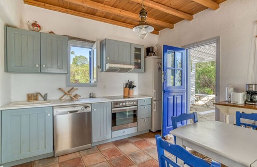 Chrissi Akti Casa | Quiet area with Beach access