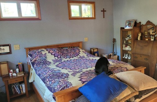 Oakhurst Casa | Quiet Artist Suite