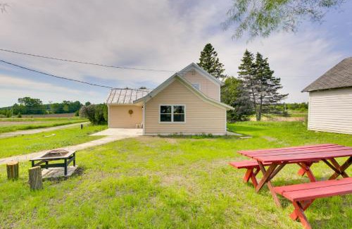 Fish Creek Casa | Quiet Baileys Harbor Country Home 1 Mi to Lake!
