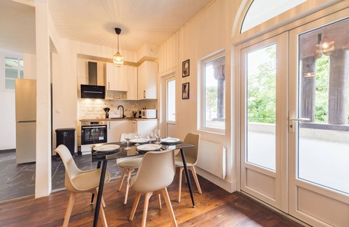 Guingamp Apartamento | Quiet balcony, close to train station Hotel Lefort