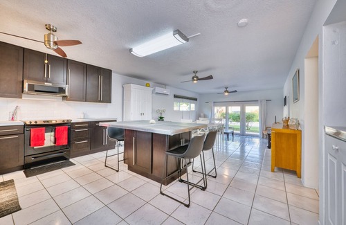 South Sound Condominio | Quiet Beach Escape - Caribbean Paradise