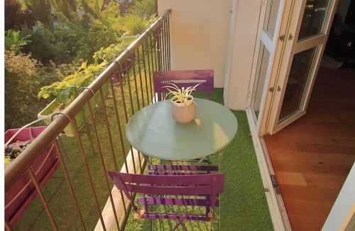 Vandoeuvre-les-Nancy Apartamento | Quiet, bright apartment near Nancy Thermal with balcony