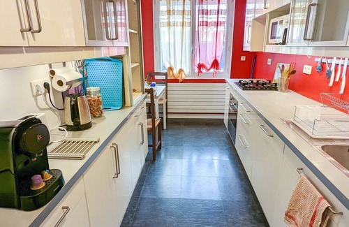 Fontaine Lestang Casa | Quiet, bright house with garden