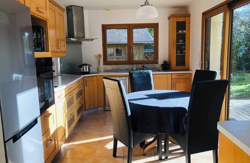 Kerherou Casa | Quiet, bright single-storey house close to beaches, port and GR34.