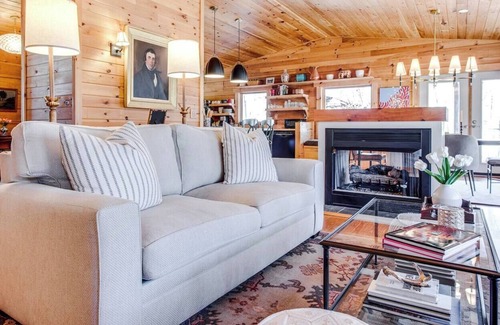 Sewanee Cabina | Quiet Cabin Close to Campus