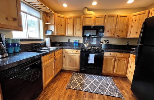 Drake Cabina | Quiet Cabin with Mountain Views