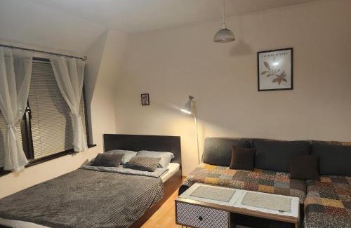 Pazardzik Apartamento | Quiet central studio