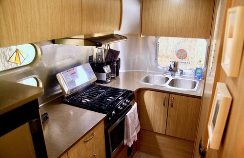 Fernwood Casa | Remolques silenciosos y con encanto Creekside