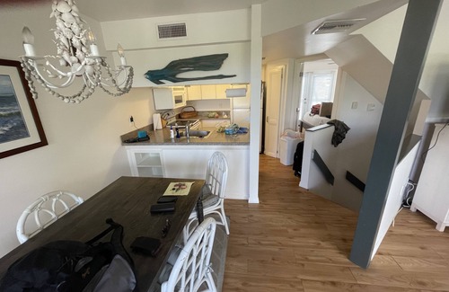 Safety Harbor Club Casa | Quiet, clean townhouse. Relaxing winner. Harbor view, short Gulf walk…