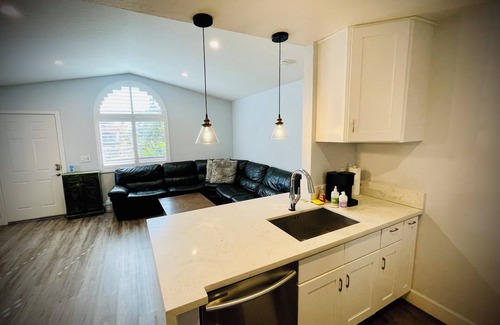 Rancho Santa Margarita Condominio | Quiet & Cozy place by Lake. Great for pets!