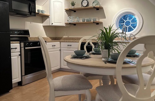 Ocean Pines Apartamento | Quiet coastal retreat, minutes from Ocean City, MD, full kitchen.