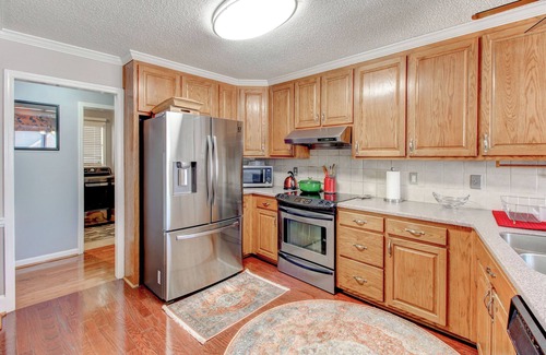 Conyers Casa | Quiet, Comfortable, Charming, Safe, 2-bedroom house with WiFi, AC in Conyers