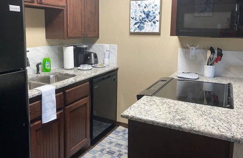 Lacy-Lakeview Apartamento | Quiet & Comfy Apartment Lacy Lakeview