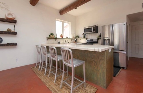 Joshua Tree Highlands Casa | Quiet Compound 5Min to Park Pool and Spa 5Acres