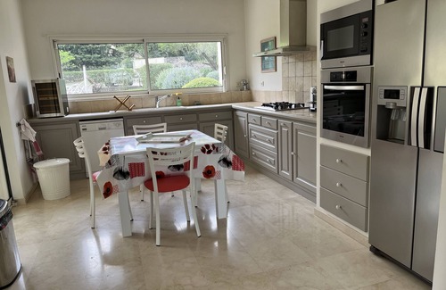 Quartier des Espesses Villa | Alquiler de villa en Nimes con piscina privada y spa