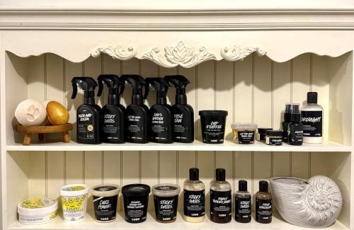 South Hornchurch Casa | Quiet Cosy Room with Private Bathroom & LUSH Products