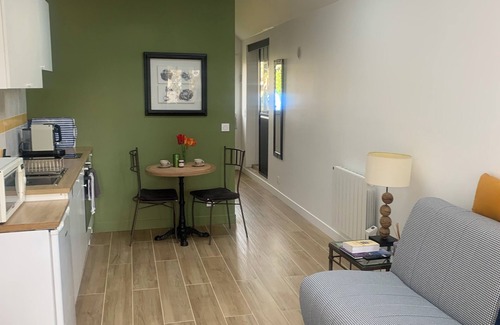 Auray Casa | Quiet cottage with garden