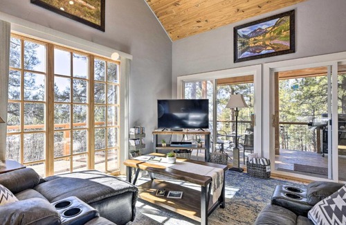 Pagosa Springs Casa | Quiet Cottage with Hot Tub Backs up to Natl Forest