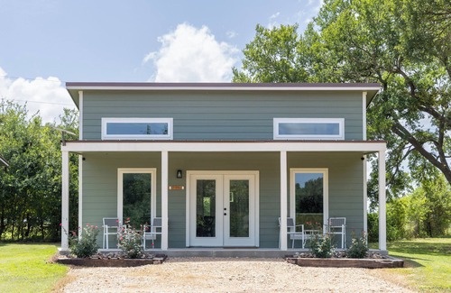 Warrenton Casa | Quiet Country Escape | Brand New | Close to Round Top