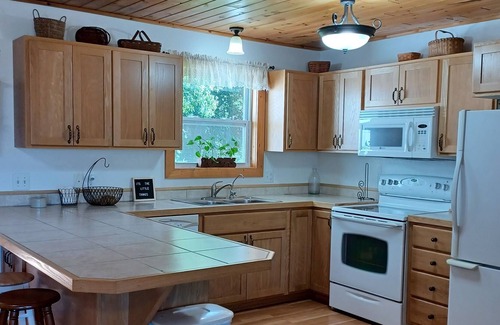 Akeley Casa | Quiet country location close to multiple lakes