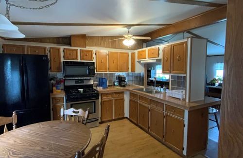 Larsen Casa | Quiet country location ~ Manufactured home 1,800 SF